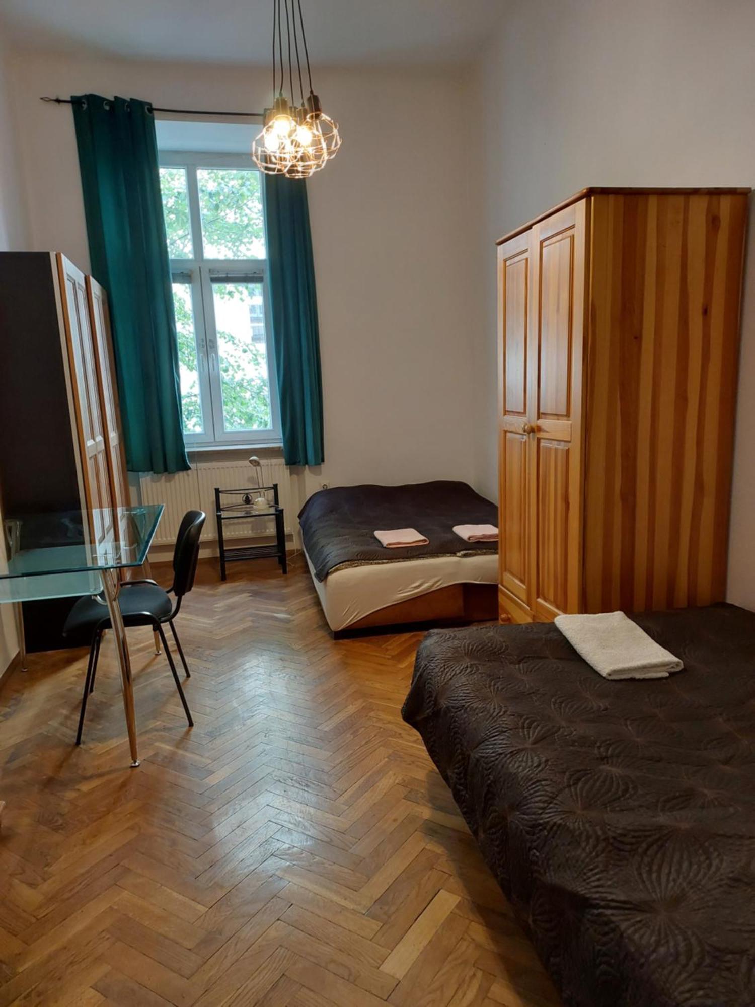 Apartment Mariacki Tower Cracovia Esterno foto